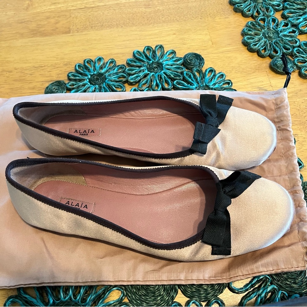 Alaia Satin Ballet Flats